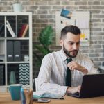 Как привлечь первых клиентов на фрилансе: проверенные методы генерации заказов unsplash_1068.jpg