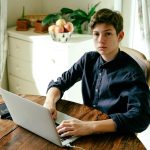 Как начать фриланс: подготовка, специализация и поиск первых клиентов unsplash_1358.jpg