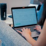 Как выбрать лучшую биржу для бухгалтеров и начать зарабатывать на фрилансе unsplash_1452.jpg