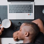 Как работать на международных фриланс-биржах: преимущества, риски и альтернативы Upwork, Fiverr, Toptal unsplash_680.jpg